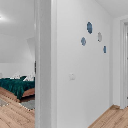 Two Bedrooms Hytta Apartment Синая Екстериор снимка