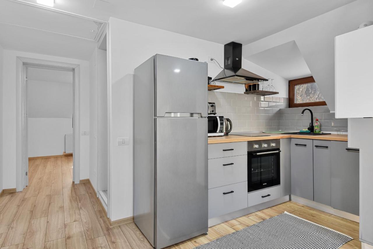 Two Bedrooms Hytta Apartment Синая Екстериор снимка
