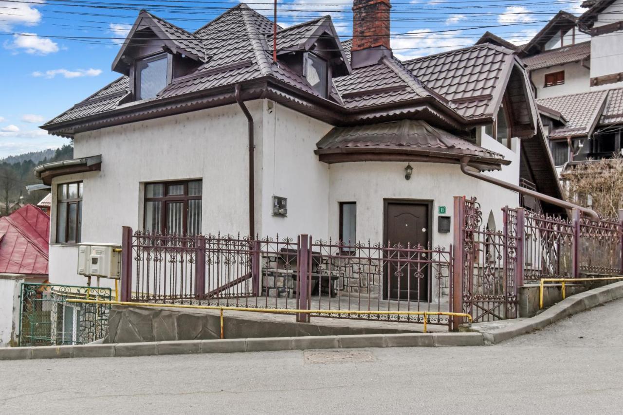 Two Bedrooms Hytta Apartment Синая Екстериор снимка